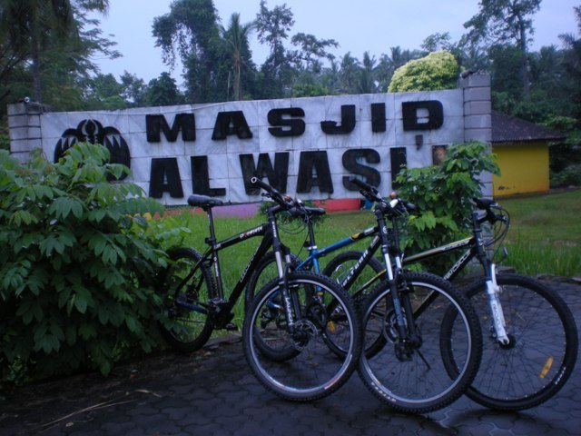 Secret Admirer, Berkah Jadi Mentor, Terhindar dari Talangsari