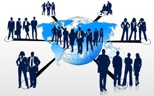 Komunikasi Negara: Dari Satu Corong ke Paduan Suara Sumbang